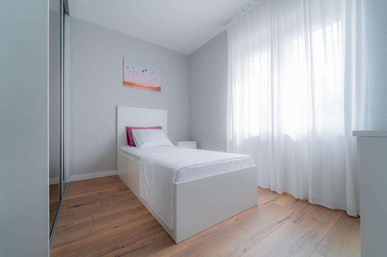 Luxury Apartment Laluna Kamen Eksteriør bilde